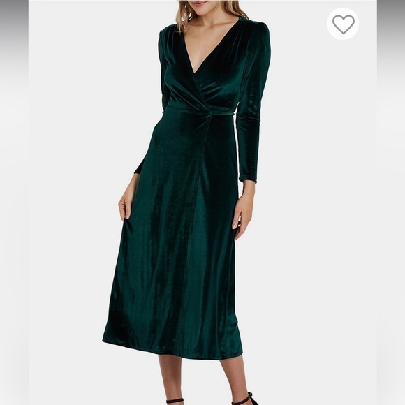 Charlie Holiday Izzy Velvet Wrap Dress, New with Tags, Emerald Green - Picture 2 of 9